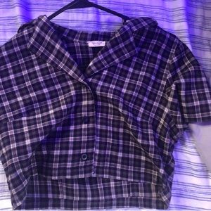 Brandy Melville cropped shirt